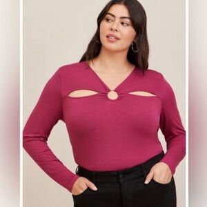 NWT Torrid Cut Out Long Sleeved Pink Top Size 1